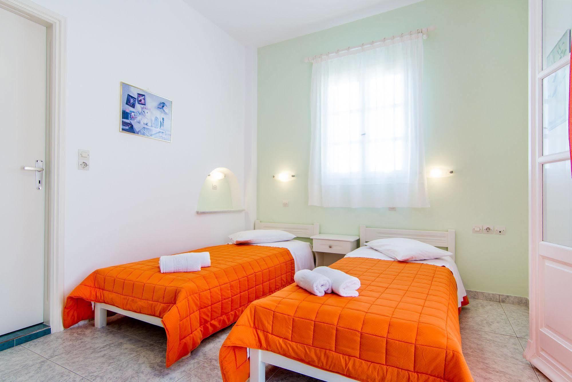 Athena Rooms Íos Khóra Eksteriør bilde